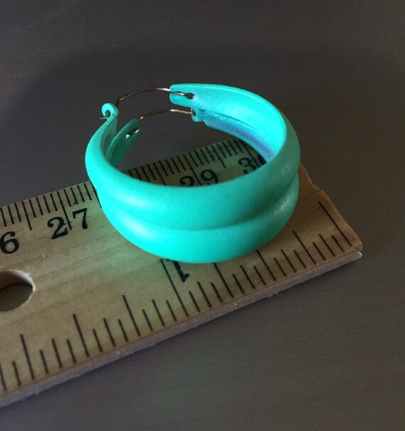 Vintage Blue Green Aqua enamel Hoop Earrings Bask… - image 8