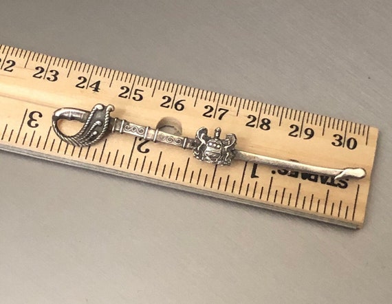 Antique Sterling Silver Ornate Sword Shield Crest pin… - Gem