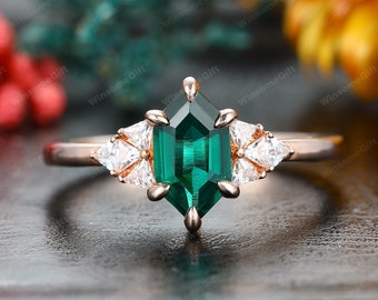 Art Deco Long Hexagon Cut Emerald Engagement Ring,May Birthstone Ring,Moissanite Cluster Wedding Ring,Gift For Women,Anniversary Ring