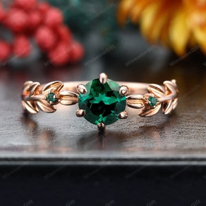 Antique Round Cut Emerald Engagement Ring, Nature Inspied Ring, May Birthstone Ring, Solid Rose Gold Ring, Anniversary Gift For Women