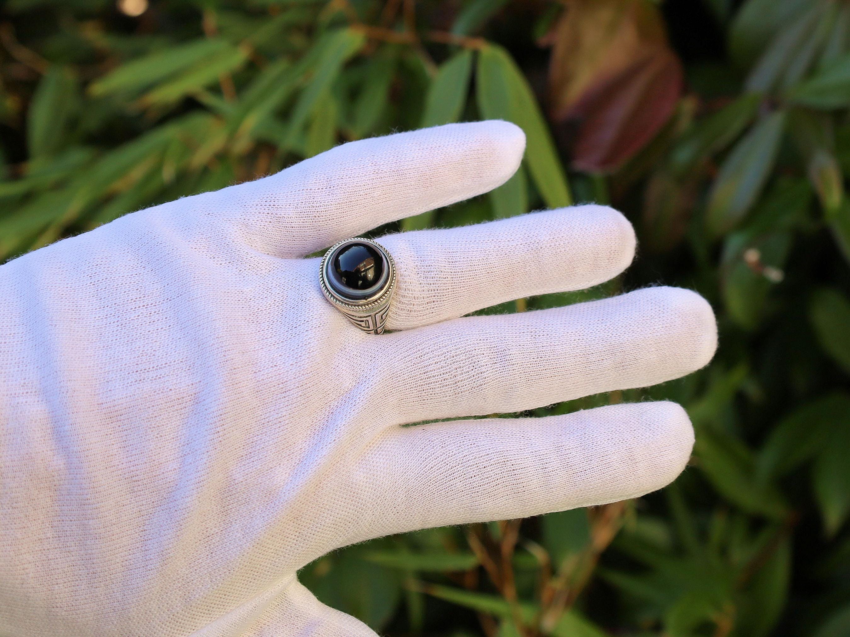 Handmade Tibetan Evil-Eye dZi Bead Ring. This ring is ideal for