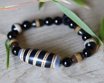 Black Dzi Natural Stone Bracelet/Tibetan Dzi. Handmade Nepalese and Tibetan bracelets / necklaces