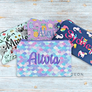 Personalized Girls Wallet, Kids Coin Pouch, Personalized Gift for Child, Personalized Kids Party Favors, Stocking Stuffer for Kids