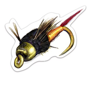 Könnte beinhalten: Eine schwarze und goldene Fliegenfisch-Köder mit orangefarbenen und roten Akzenten. Der Köder ist mit Federn gebunden und hat einen Haken.