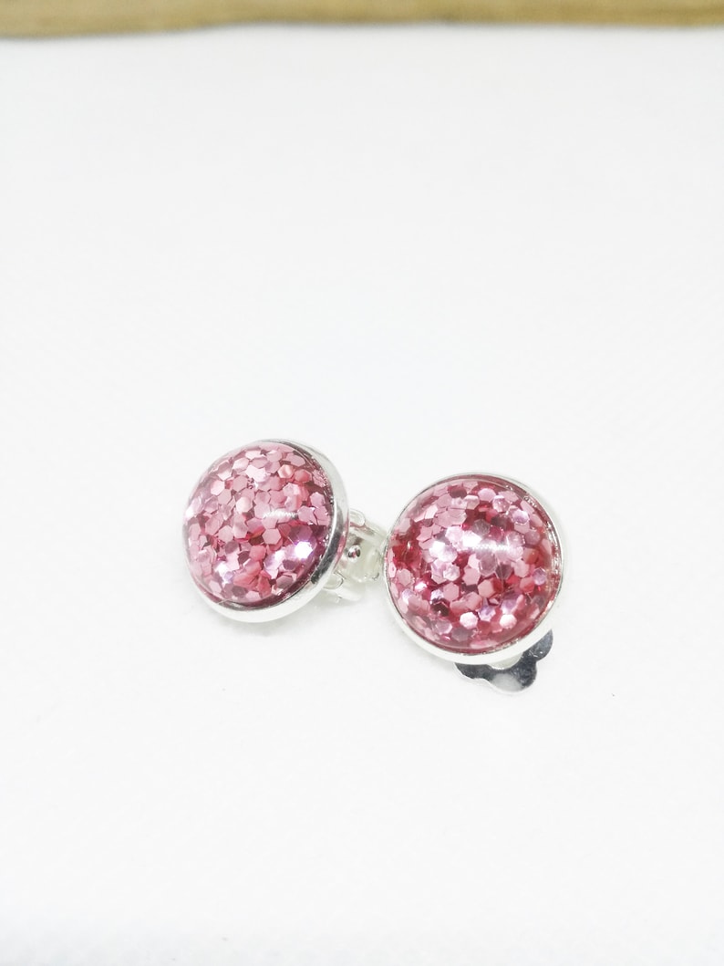 Glittering Clip On Earrings 12 MM Red Jewelry Sparkling Earrings for Girl Iridescent Earrings For Woman Shining Red Jewelry Kids Jewelry