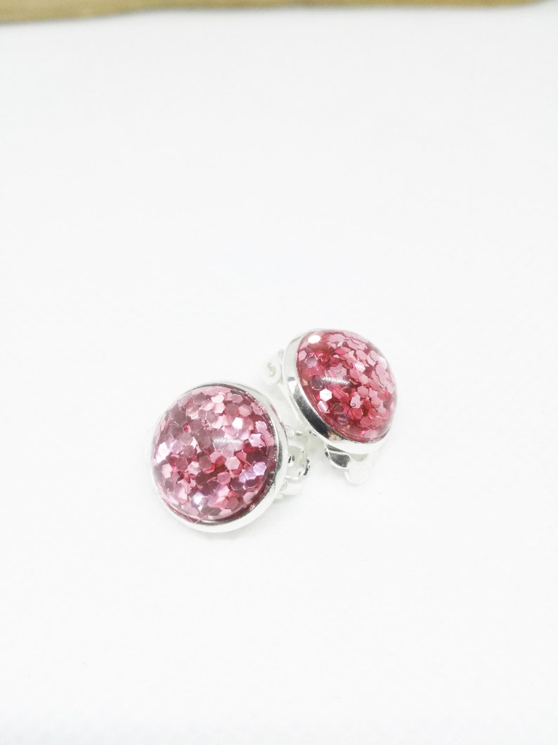 Glittering Clip On Earrings 12 MM Red Jewelry Sparkling Earrings for Girl Iridescent Earrings For Woman Shining Red Jewelry Kids Jewelry
