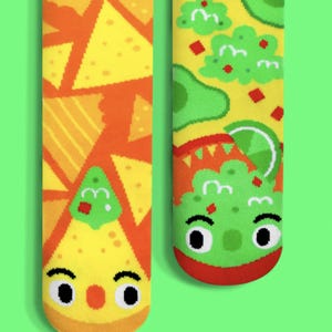 Chips & Guac - Chaussettes antidérapantes dépareillées pour enfants