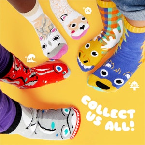 Fantôme et squelette Chaussettes dépareillées pour enfants Chaussettes amusantes Chaussettes folles Chaussettes cool Chaussettes mignonnes Chaussettes d'Halloween phosphorescentes image 10