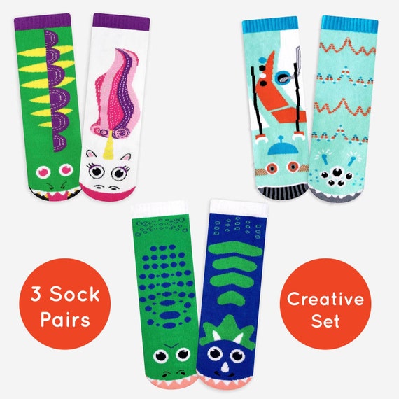 Mismatched Friends T-Rex and Triceratops Dinos Kids Dinosaur Gripper Socks