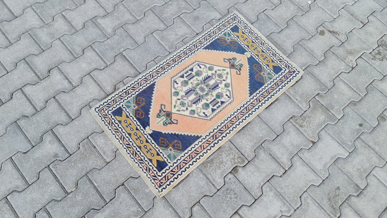 Bath mat rug Wool small kilims Rug carpet small Etsy