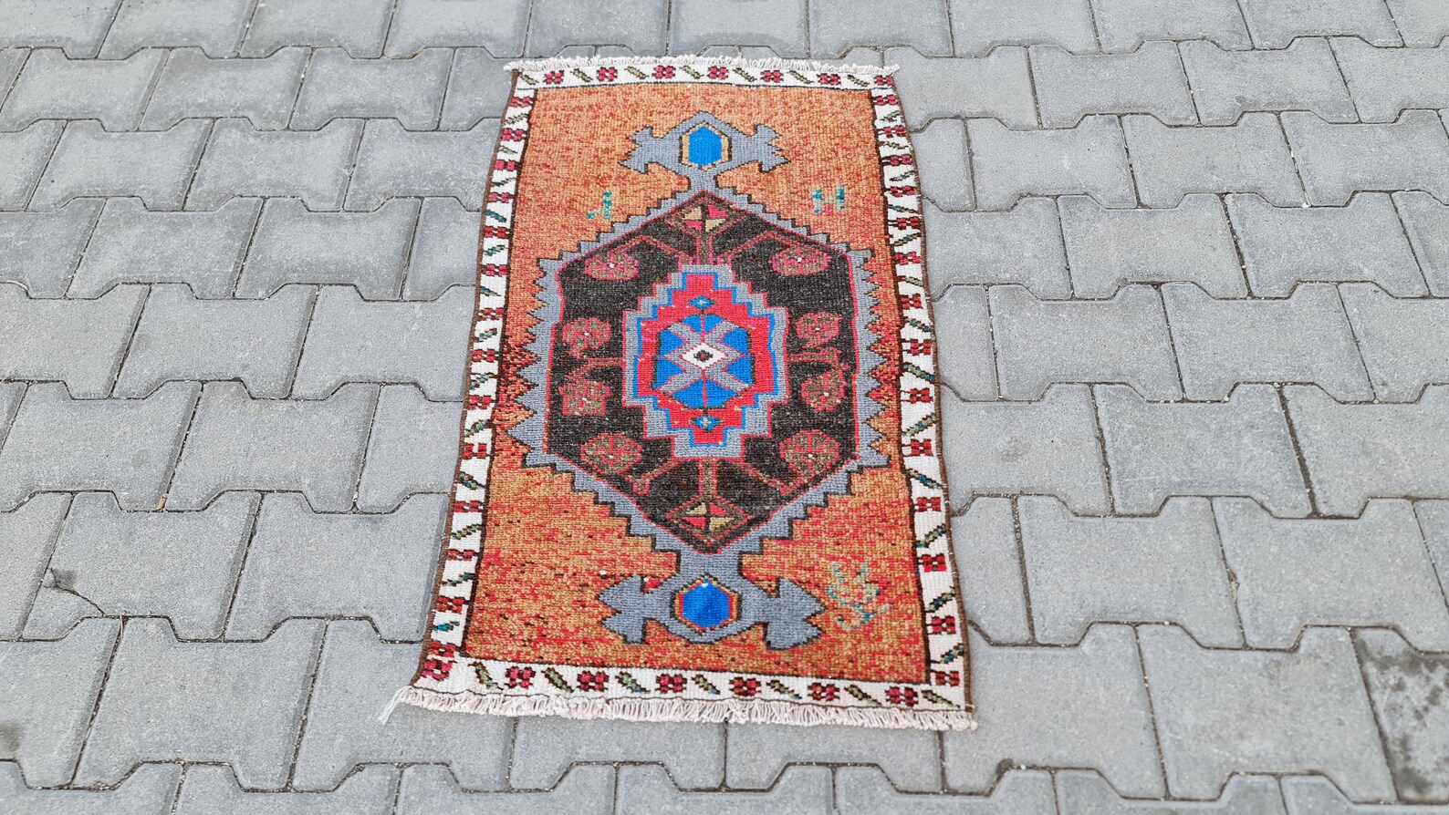 Gift Rug Rug Small Kilim Bath Rug Vintage Rug Etsy
