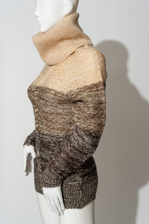 Vintage Bernadette Sweater Gem