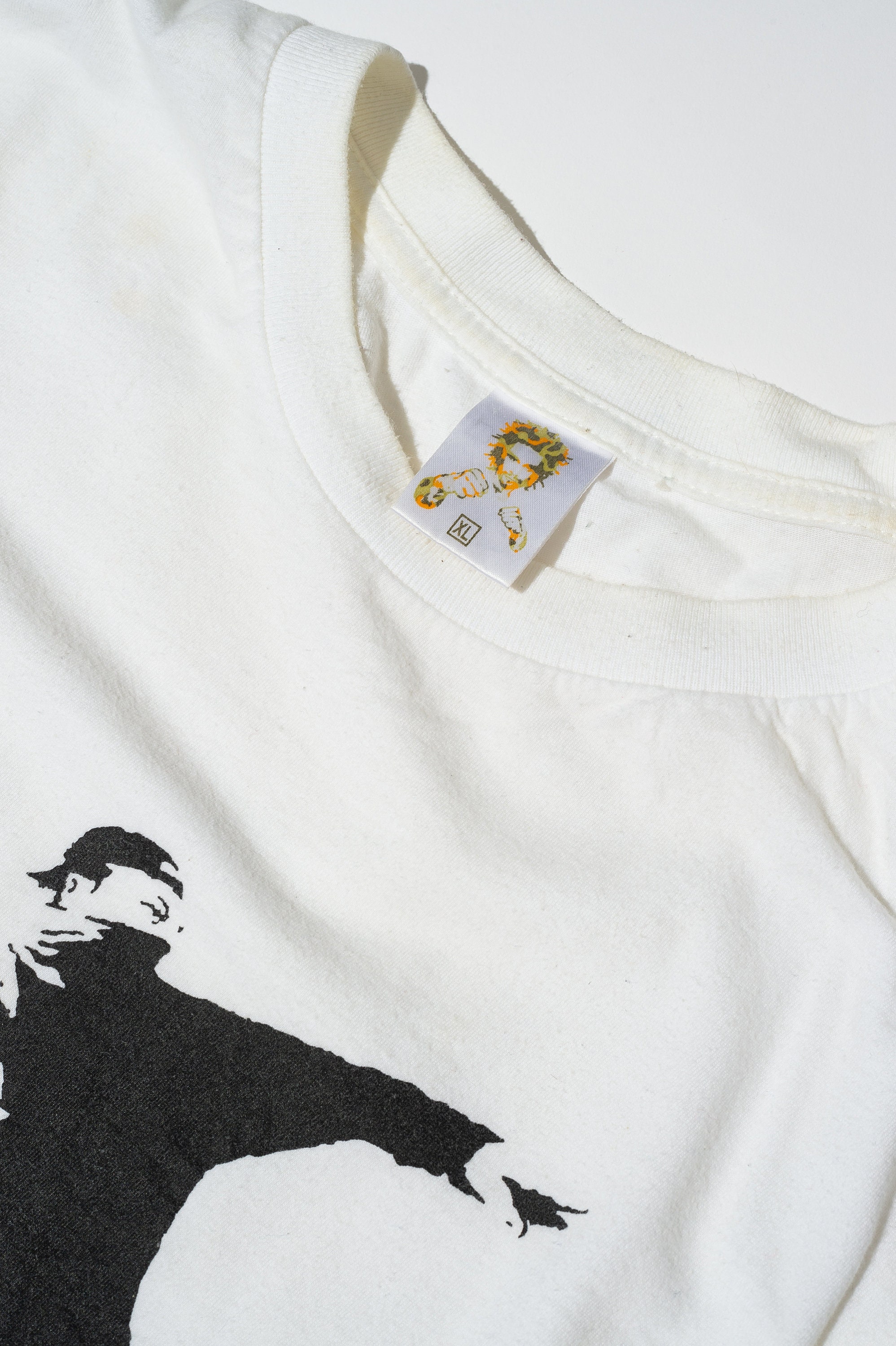 Vintage Banksy T-shirt - Etsy