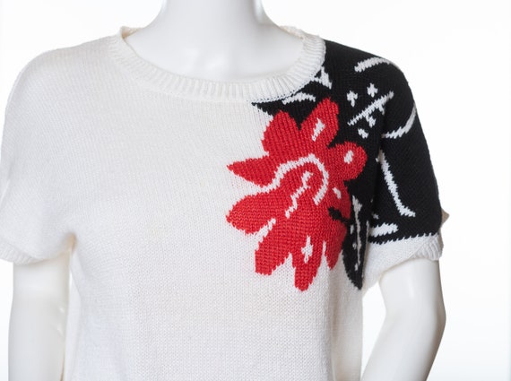 Vintage Evan Picone Sweater: White Knit With Floral Pattern (size