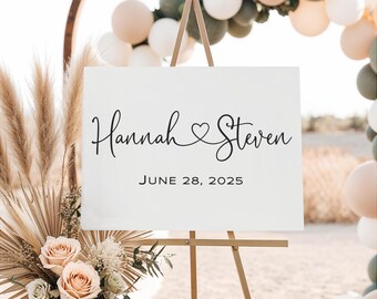 Couple Welcome Wedding Sign with Heart, Wedding Welcome Sign, Elegant Minimalist Style Wedding Decor, Modern Wedding Sign, Printed + Shipped