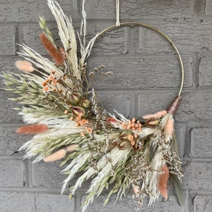 Neutral Pink and Peach All Year Round Minimal Eucalyptus and Pampas Wreath, Valentine&#39;s Gift, Boho Neutral Wreath, Earthy Coastal Grasses