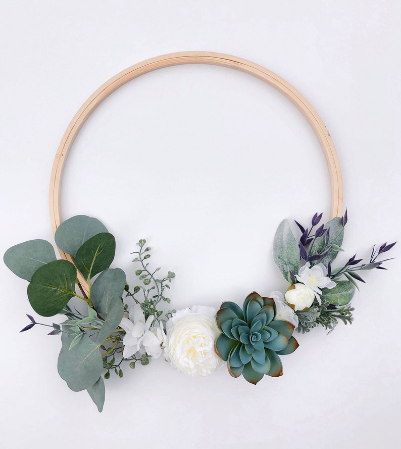 purple and white spring wreath Minimal hoop wreath Boho wedding hoop bouquet Green Succulent Wreath Succulent hoop wreath