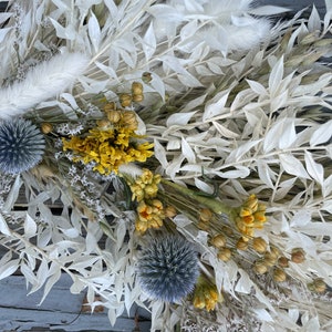 Dried Spring Yellow Blue minimalist Boho dried flower wreath, Dried Foliage Wreath, Neutral everlasting wreath, Dried flower arrangement image 6
