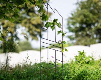 Grote metalen plantensteun, plantenstruiksteun, metalen standaard, stalen decoratie, ruw metaal, zwart geverfd, tuinmeubelen, 200 cm hoogte