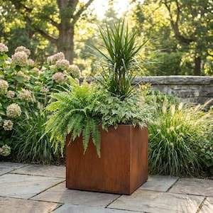 Modern Steel Planter in Black, edelrost Square Metal Planter, 3 Sizes Custom, Indoor/Outdoor Use, Flowerpot Plant pot Industrial Steel