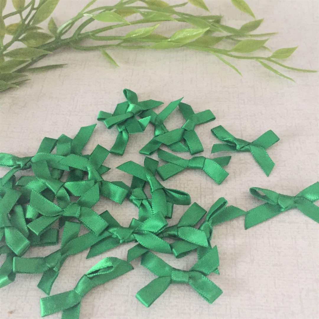Green satin bows x 20 pack of green ribbon bows BOW07GR Etsy 日本
