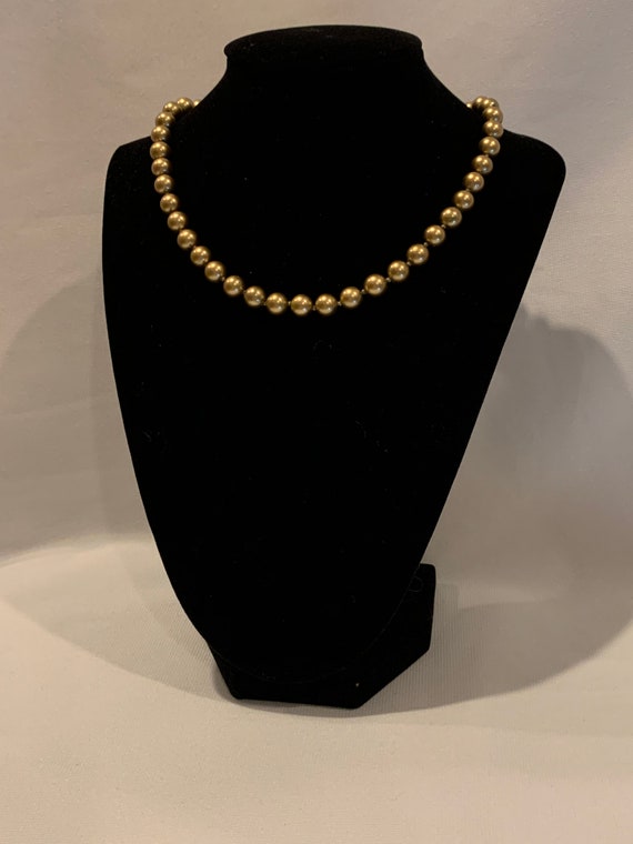 Vintage Carolee matte gold ball gown necklace - image 8