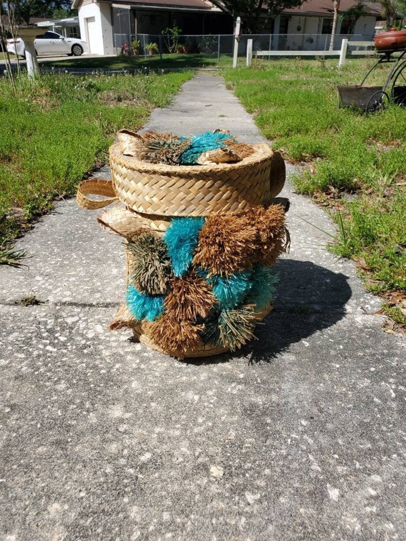 Vintage Raffia Handbag, Bucket Shape Beach Bag, Colorful Raffia Flowers Handbag image 3