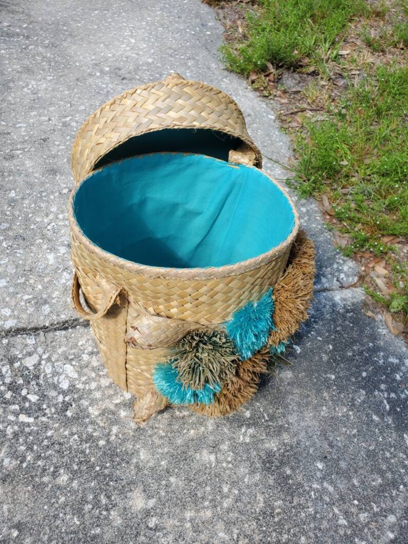 Vintage Raffia Handbag, Bucket Shape Beach Bag, Colorful Raffia Flowers Handbag image 5