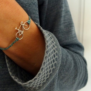 Miniature bike bracelet in 925 silver, mounted on macramé diameter 1mm, with a sliding knot to adjust it image 5