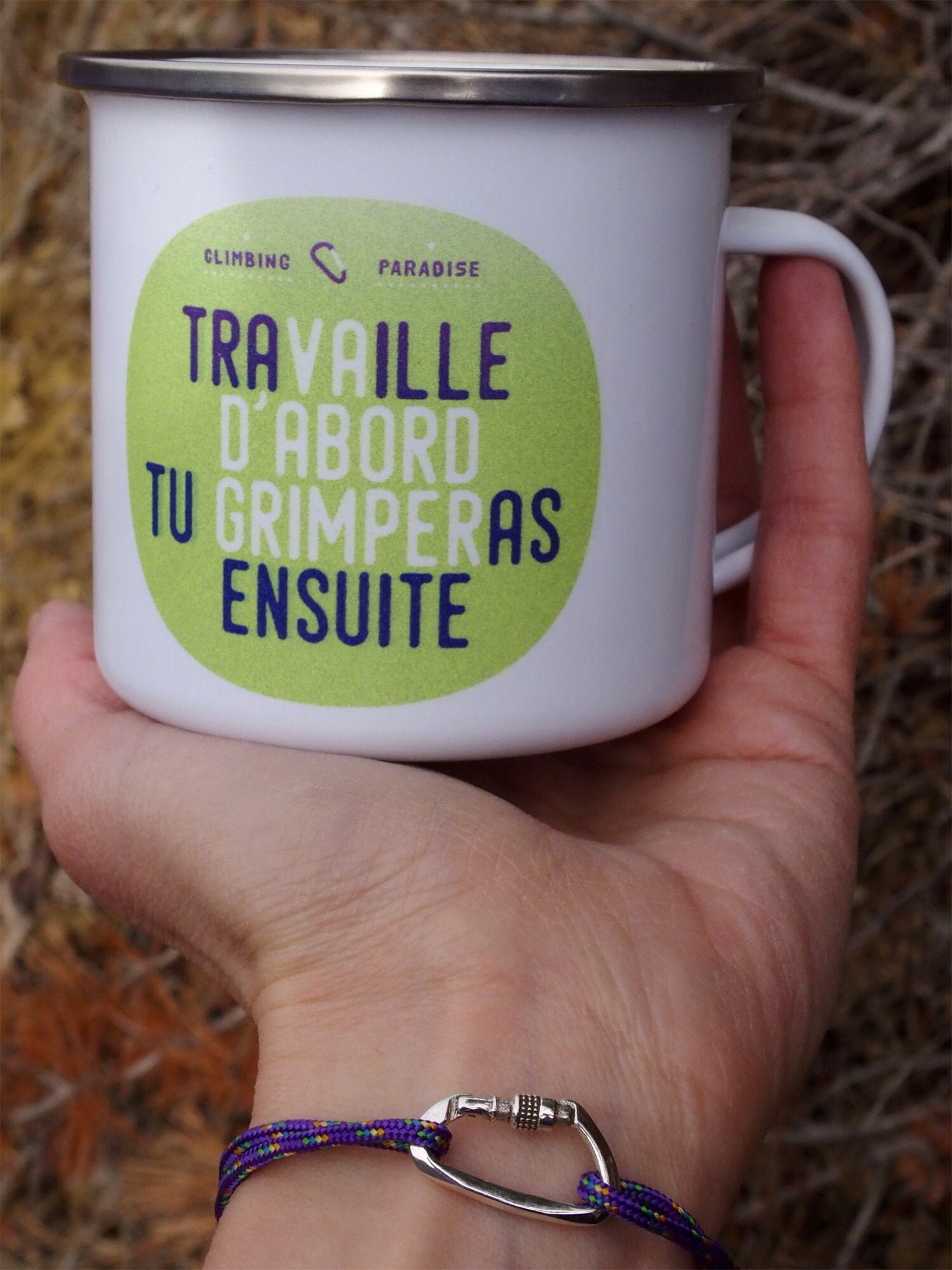 Mug Escalade Émaillé, Léger et Incassable, Idéal en Camping ou Dans Le Van, avec L'illustration Au J