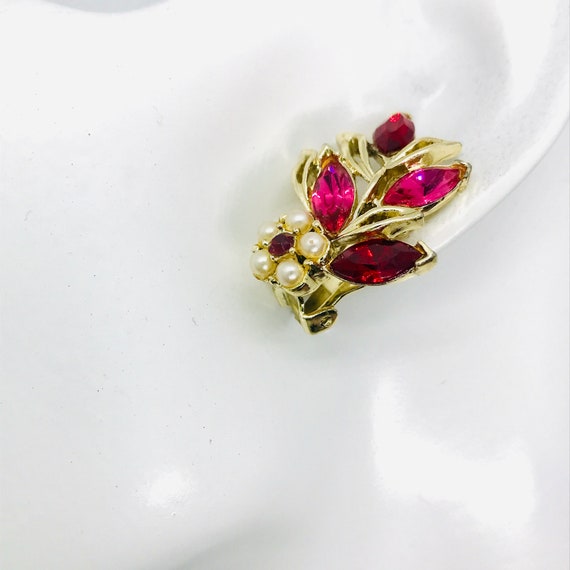 Flower and Leaf Clip Earrings, Beau Jewels, c 195… - image 2