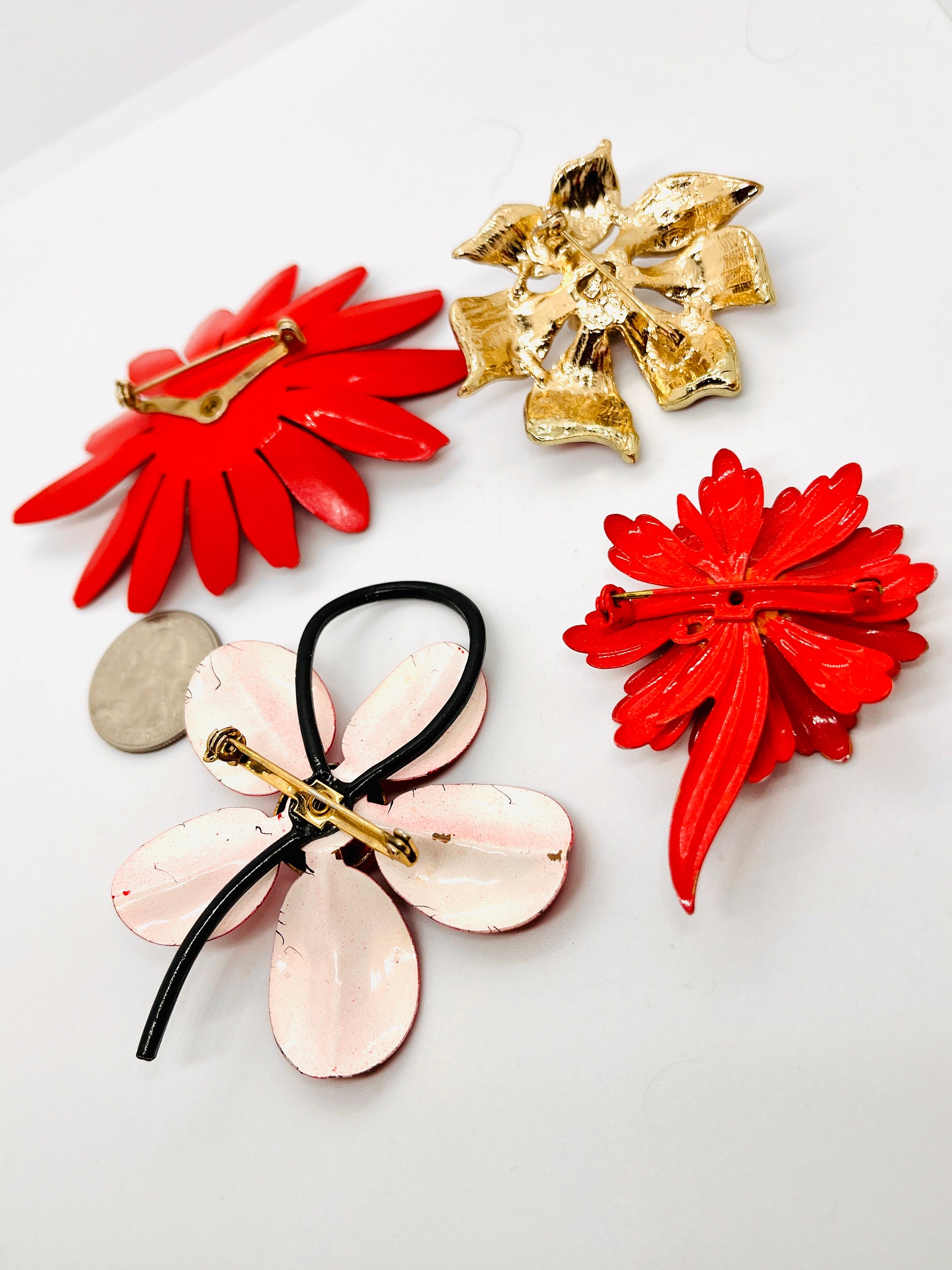 Red Flower Pins C. 1960s One is C. 1980s Etsy