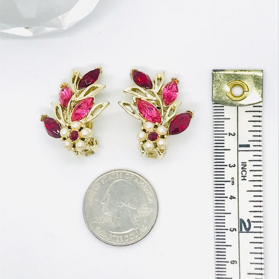 Flower and Leaf Clip Earrings, Beau Jewels, c 195… - image 3