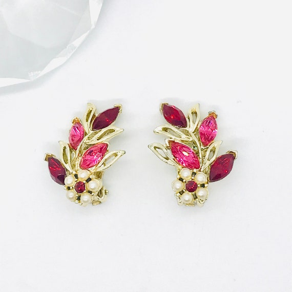 Flower and Leaf Clip Earrings, Beau Jewels, c 195… - image 1