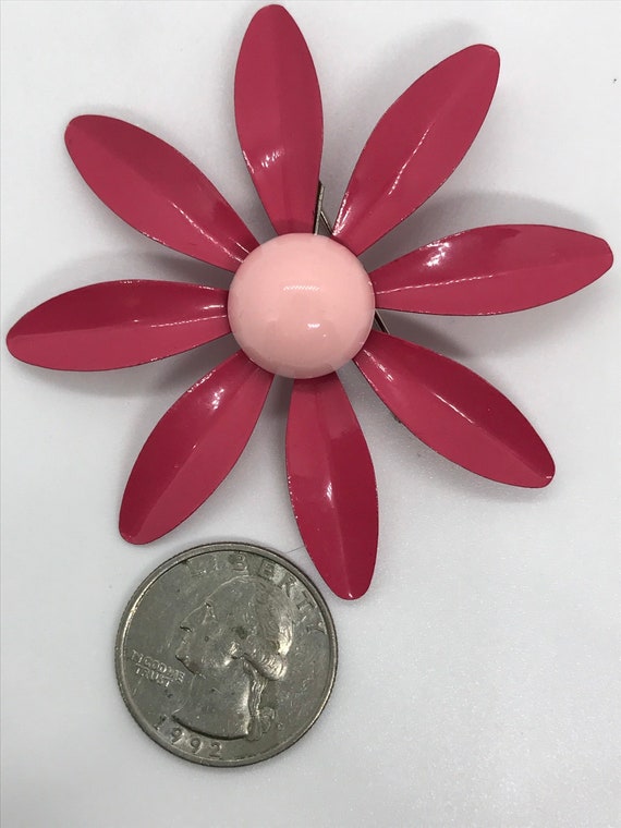 Flower Pins, Vintage 1960s, Red, Pink - Etsy display picture 3