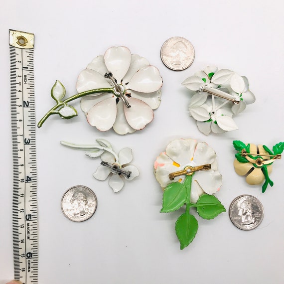 Flower Pins, 1960s, Beige, Tan, Brown - image 4