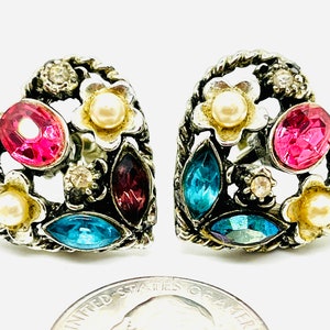 Art Deco Heart Shape Screwback Earrings