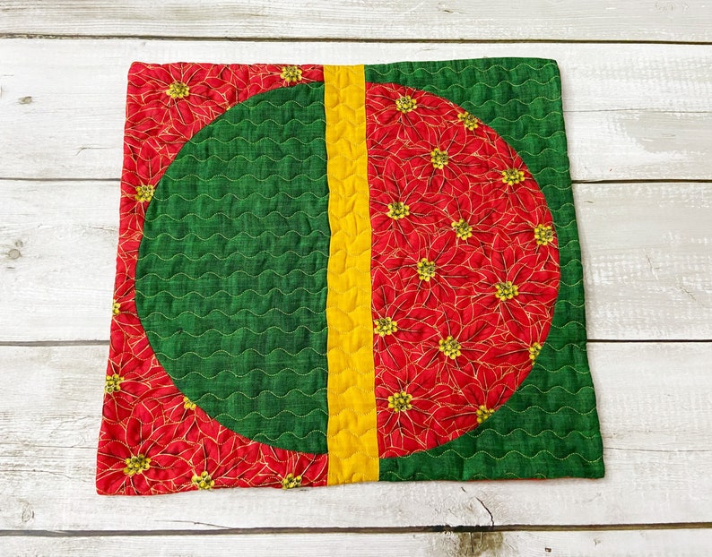 Poinsettia Glow Quilted Table Topper NCU0DDK1099 main image 0