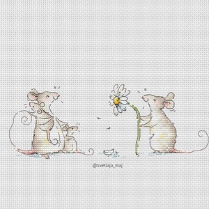 Mouse with flower cross stitch pattern