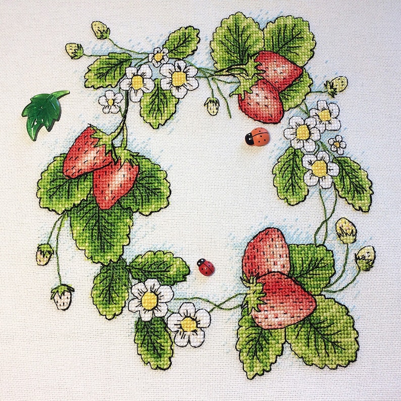 Strawberry Cross Stitch Pattern Strawberry Wreath Cross Stitch | Etsy