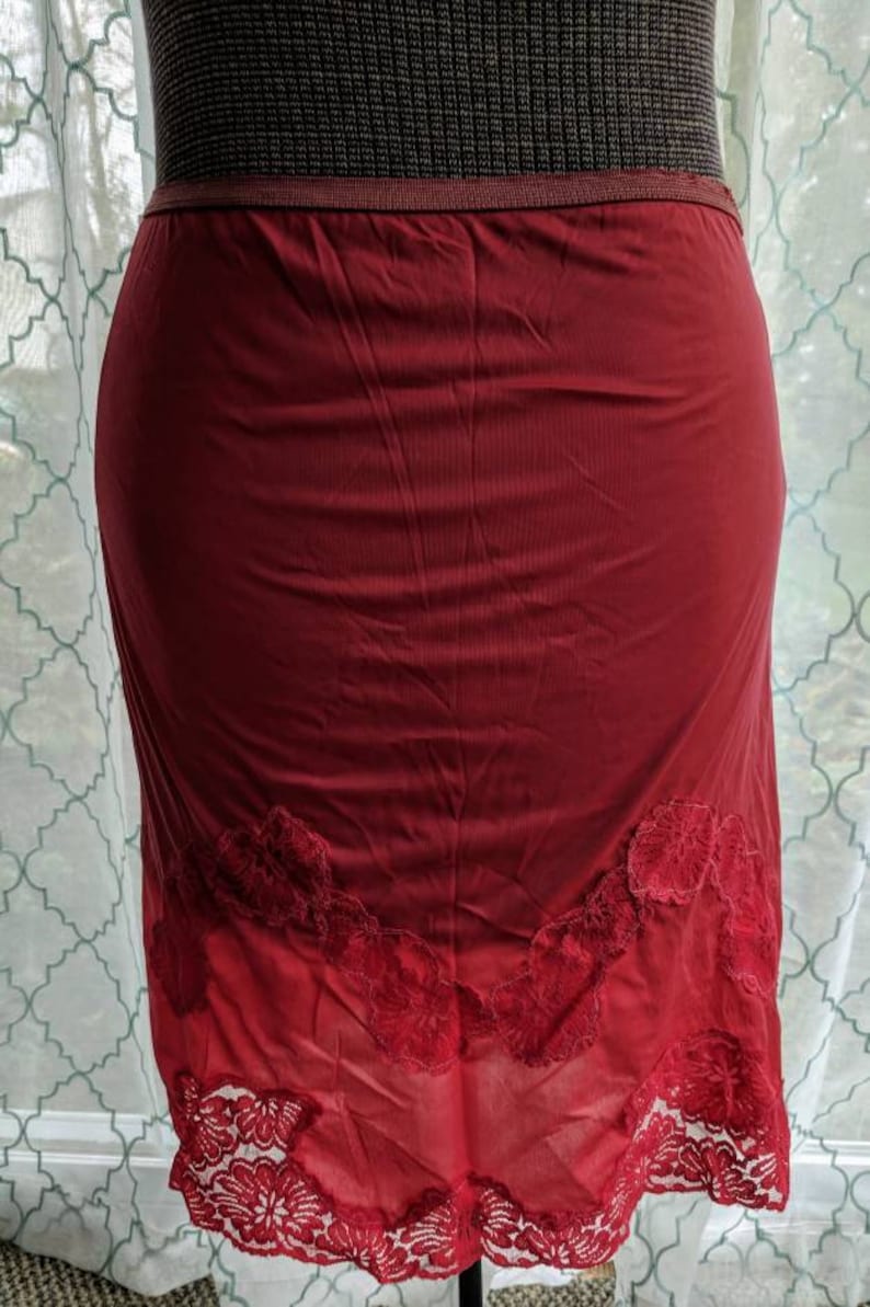 Vintage 50/'s 60/'s Red Nylon Nani Flower Dressy Slip with Lace Dress Wedding Party Fancy