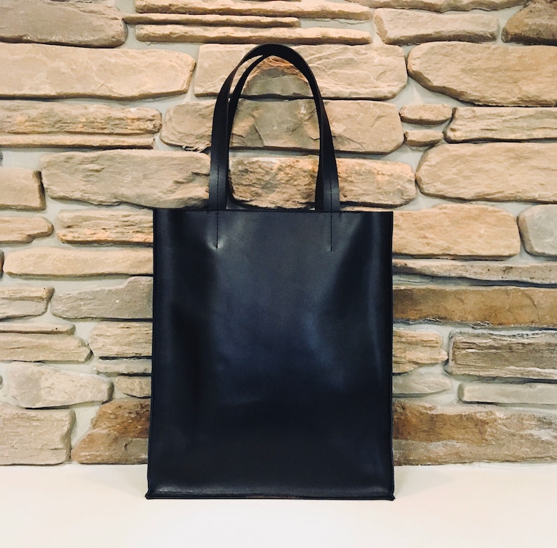 BLACK LEATHER TOTE bag Women/Men leather hand bag Shopping bag Office bag Laptop women bag Large shoulder bag Free personalization image 1