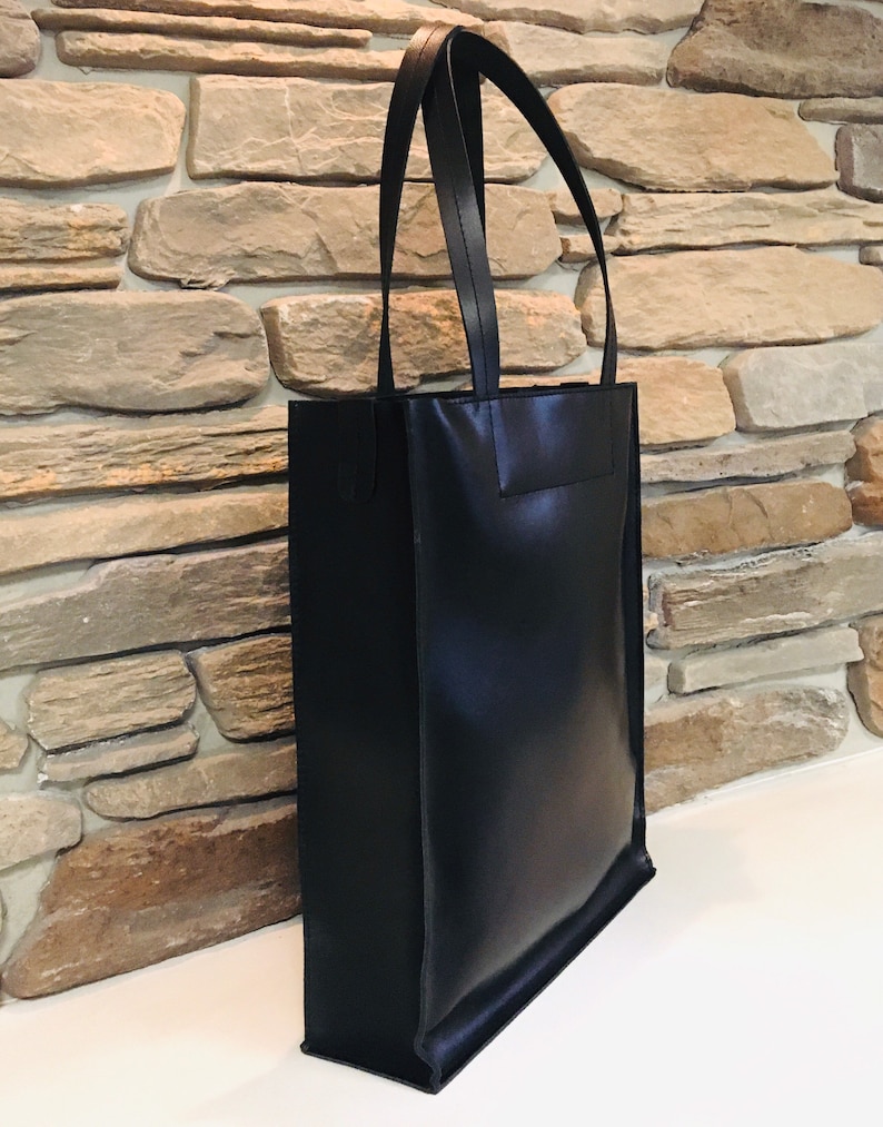 BLACK LEATHER TOTE bag Women/Men leather hand bag Shopping bag Office bag Laptop women bag Large shoulder bag Free personalization image 2