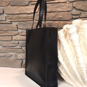 BLACK LEATHER TOTE bag Women/Men leather hand bag Shopping bag Office bag Laptop women bag Large shoulder bag Free personalization image 6