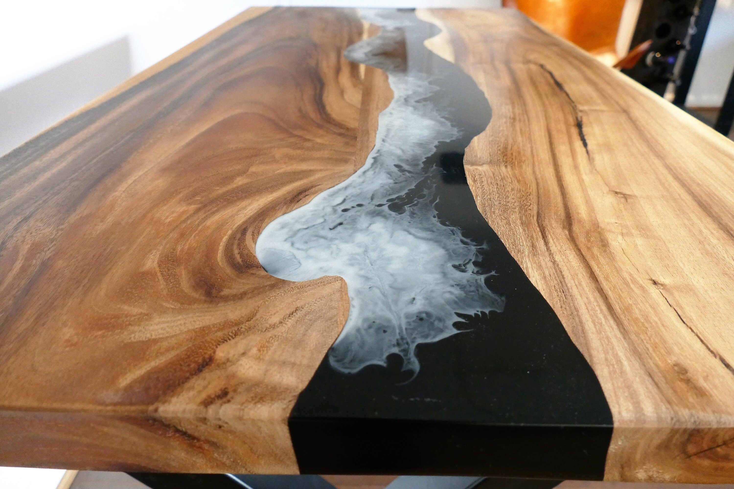 4ftx2ft Resin Dining Table Epoxy Resin Table Walnut Slab Etsy UK