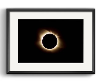 SOLAR ECLIPSE PHOTOGRAPHY Wall Art, Total Solar Eclipse Print, Fine Art Wall Decor