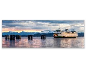 Panoramabild av Puget Sound-färjan: Väggkonst i Edmonds, delstaten Washington