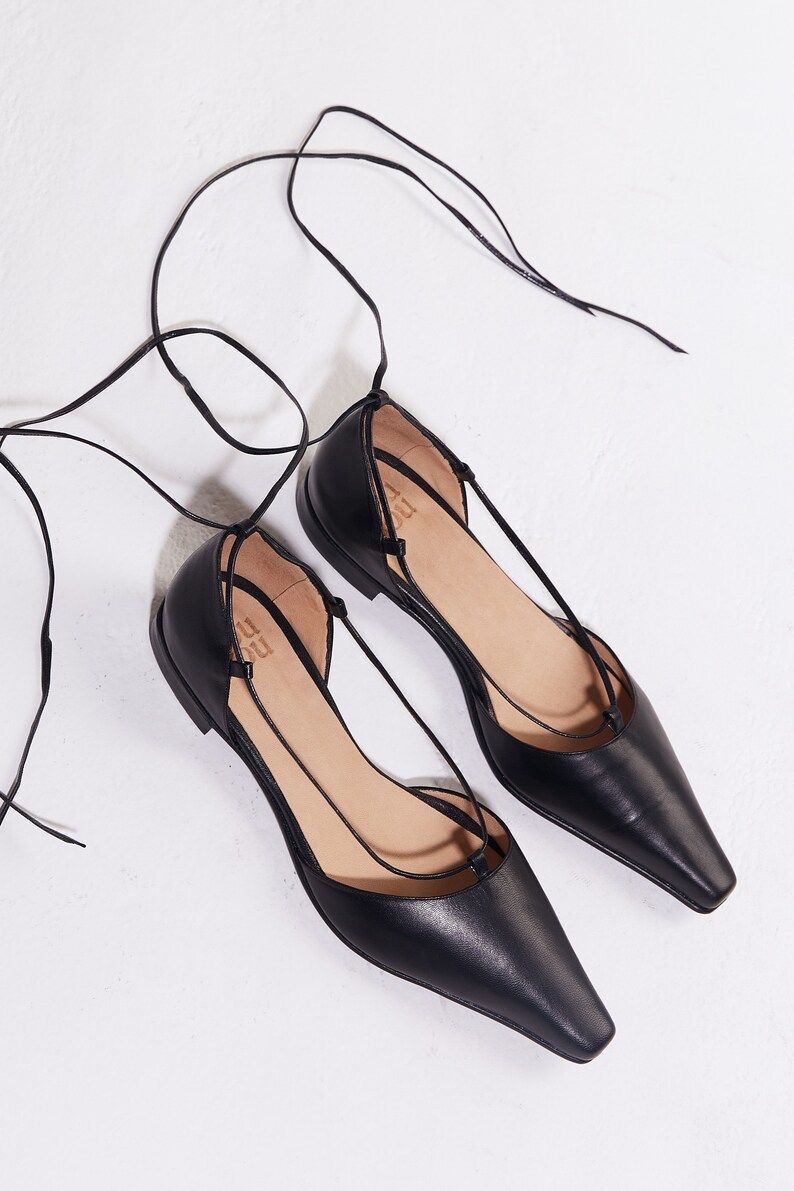 The Paloma Lace Up Flat in Black image 4