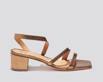 Delfina Sandal in Bronze