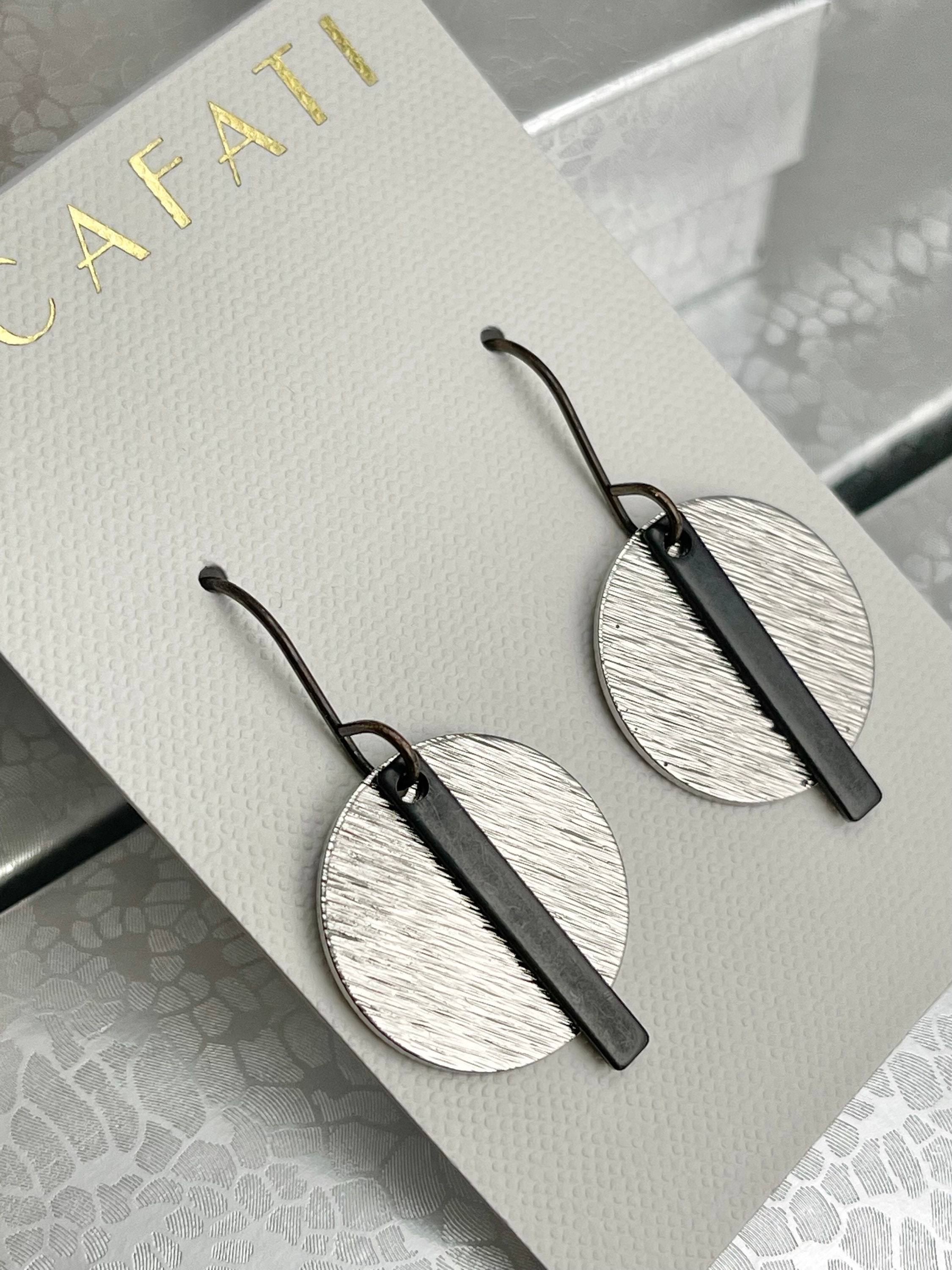 Louis Vuitton Marble Earrings Grey in Silver Metal with Silver-tone - US